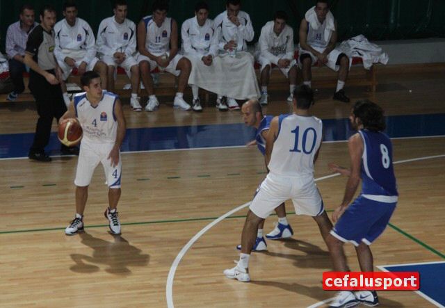 101128_sport 078y_tn.jpg